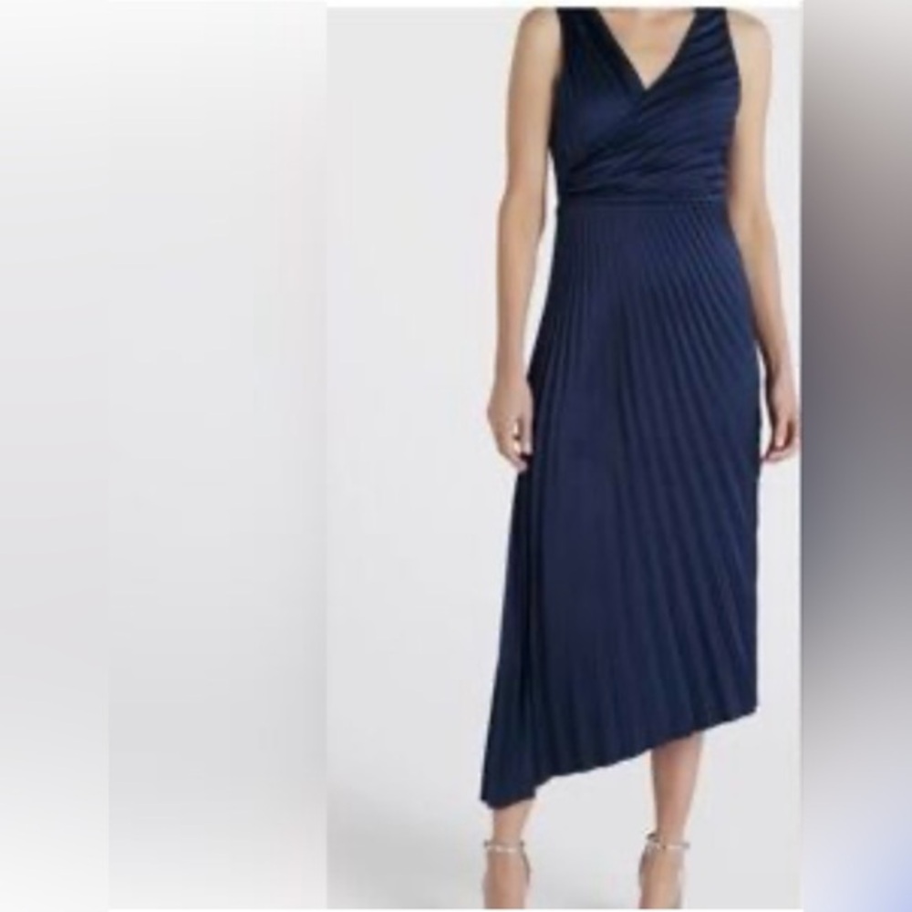 Sam Edelman NWT Hammered Satin V Neck Plisse V Neck Sleeveless Dress Sz 6 $$138